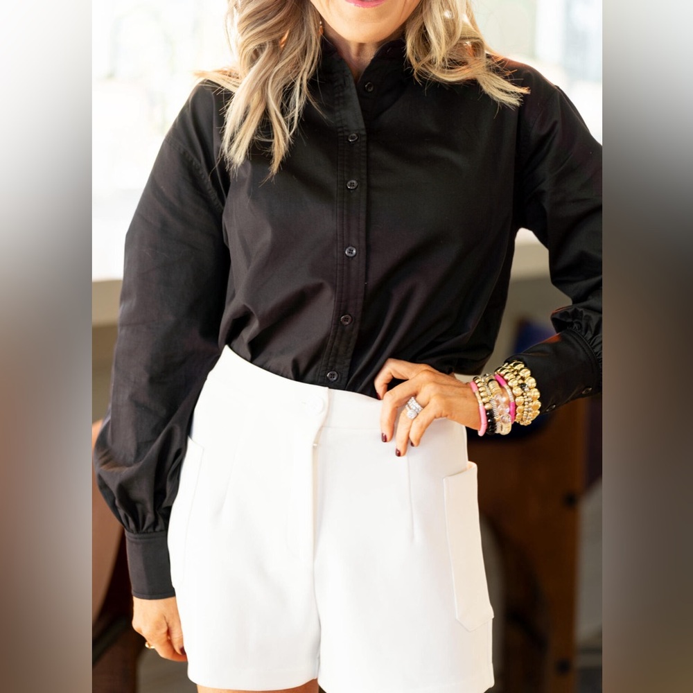 NWT • LABELRAIL X Nashville Tash • Buttoned Up Blouse • Multiple Sizes • White 🤍 - Picture 3 of 8